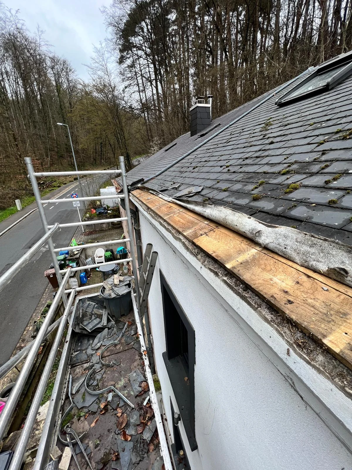Travaux sur une couverture nécessitant une réparation ou une réfection, photographie 8